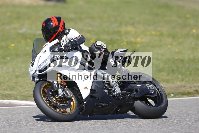 /15 22.05.2026  Plüss Moto Sport  Discover the Bike ADR /Gruppe rot - Race 3/801